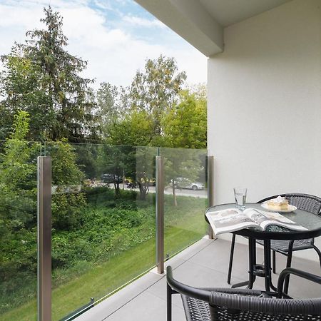 W Parku Lotnikow Apartments Tauron Arena By Noclegi Renters คราคูฟ ภายนอก รูปภาพ
