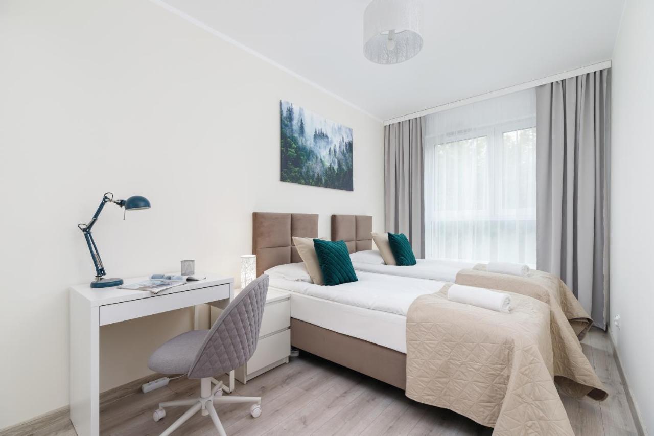 W Parku Lotnikow Apartments Tauron Arena By Noclegi Renters คราคูฟ ภายนอก รูปภาพ