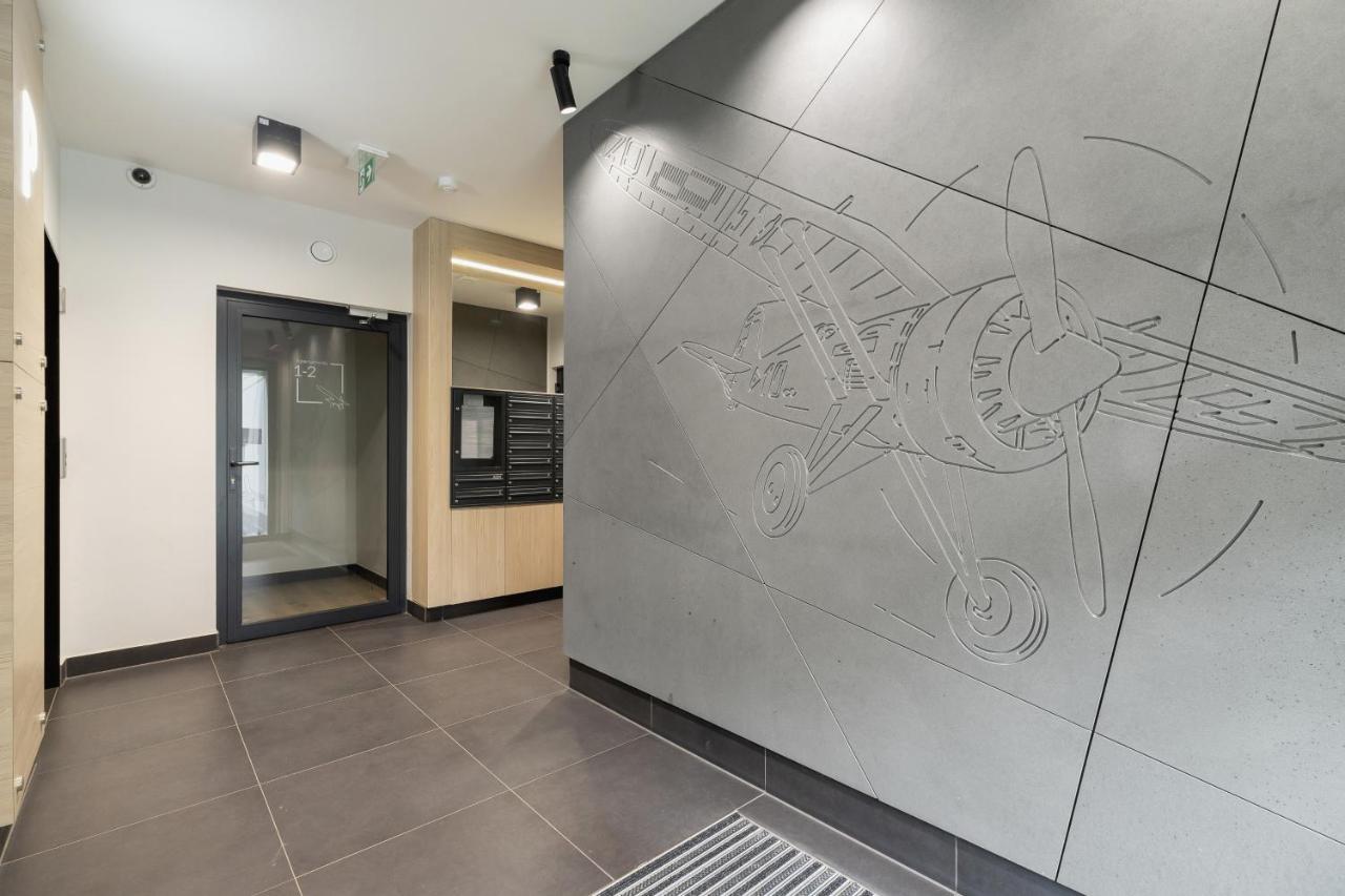 W Parku Lotnikow Apartments Tauron Arena By Noclegi Renters คราคูฟ ภายนอก รูปภาพ