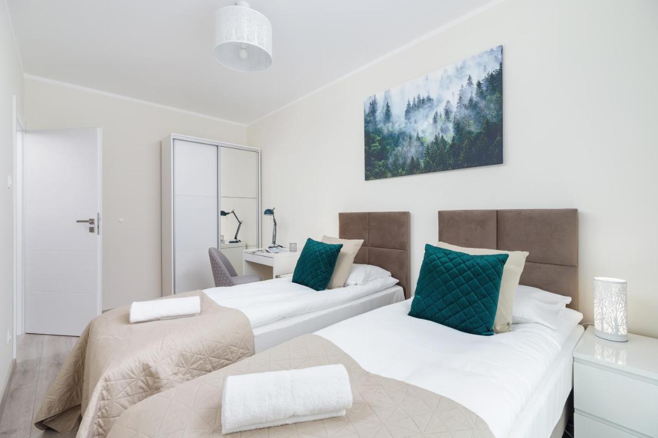 W Parku Lotnikow Apartments Tauron Arena By Noclegi Renters คราคูฟ ภายนอก รูปภาพ